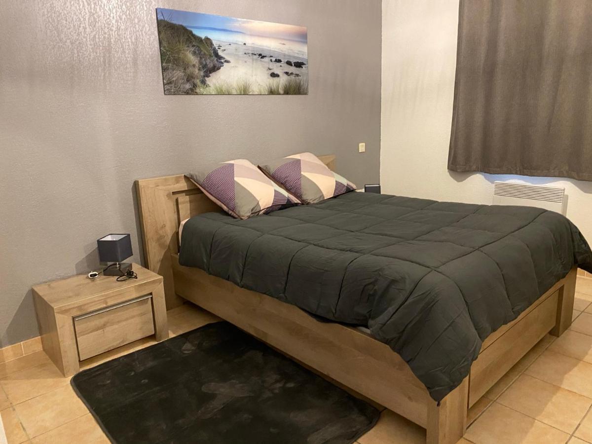Appartement 3 Min A Pied Du Centre D'Uzes Parking Piscine Екстер'єр фото