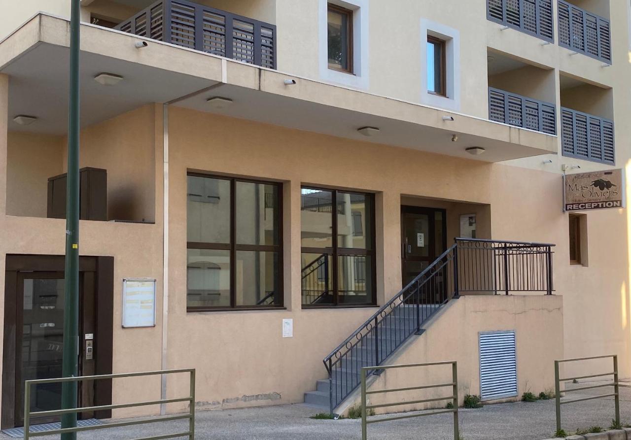 Appartement 3 Min A Pied Du Centre D'Uzes Parking Piscine Екстер'єр фото