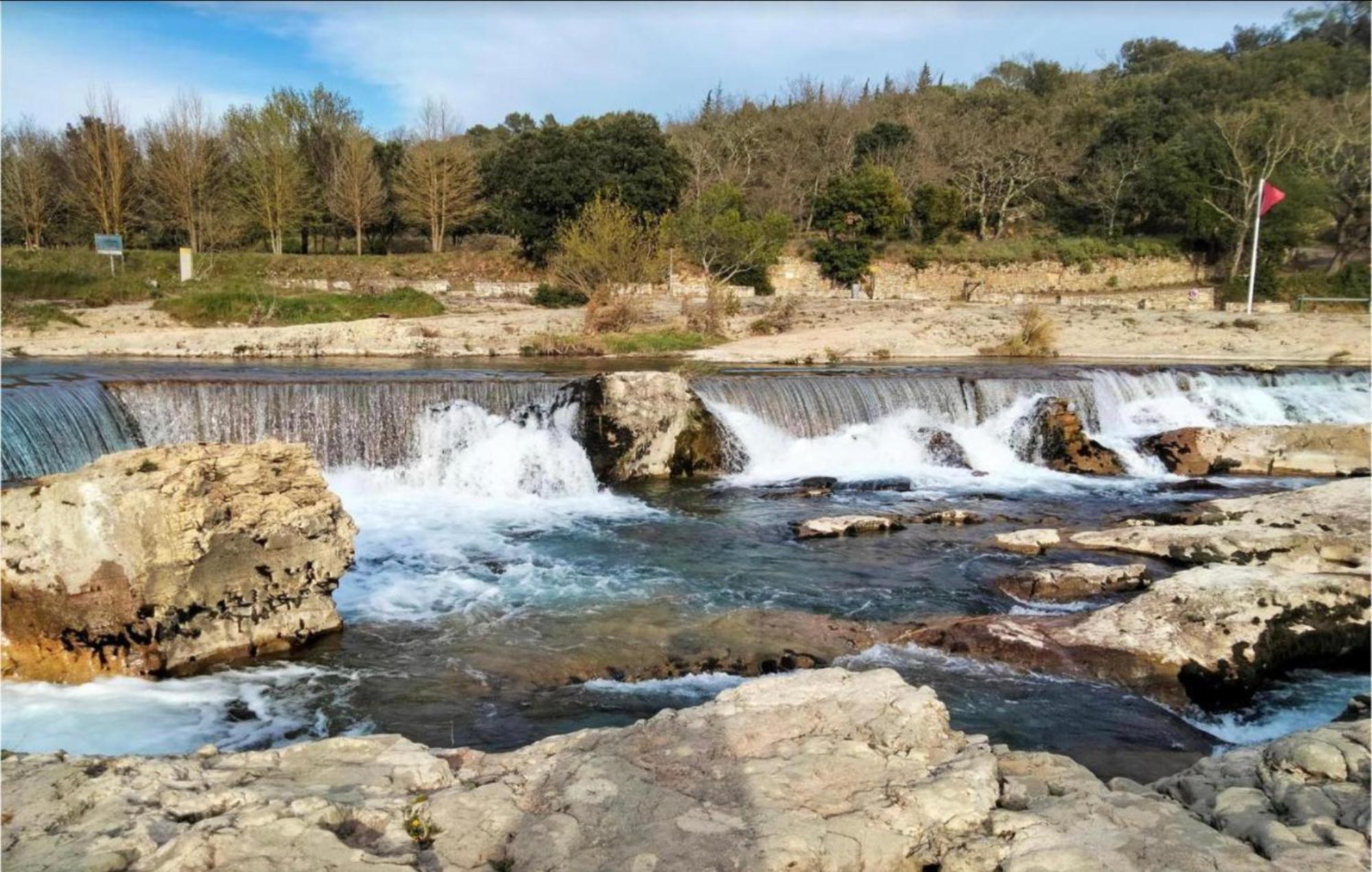 Appartement 3 Min A Pied Du Centre D'Uzes Parking Piscine Екстер'єр фото